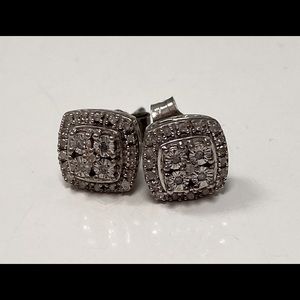 110 CT TW Genuine Diamond Stud Earrings in Sterling Silver